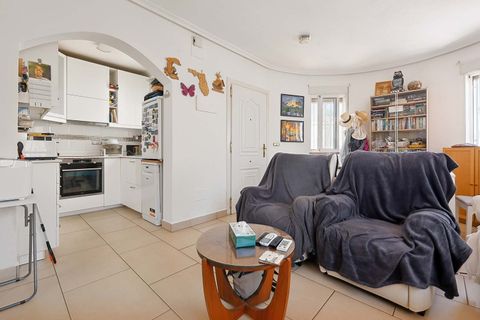 Villa a Pinar De Campoverde, Alicante, Pinar De Campoverde - € 249.000 | Ref: PIP825 - foto 6