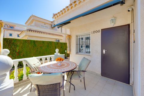 Villa i Playa Flamenca, Alicante, Playa Flamenca - € 395.000 | Ref: 13911 - foto 5
