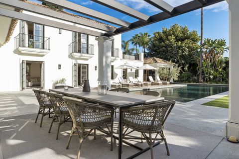 Villa en Marbella, Malaga, Marbella - € 11.750.000 | Ref: PANR-16439 - photo 3