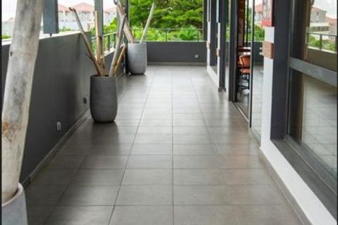 L'establiment comercial a Le Lamentin, Martinique, Le Lamentin - € 70.200/mes | Ref: 1374 - foto 7