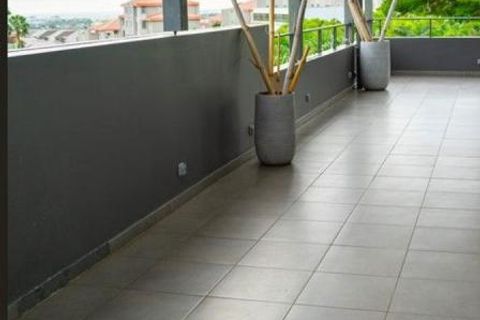 L'establiment comercial a Le Lamentin, Martinique, Le Lamentin - € 70.200/mes | Ref: 1374 - foto 8