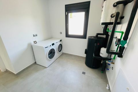 Villa i Torrevieja, Alicante, Torrevieja - € 1.200.000 | Ref: 81318120-01 - foto 8
