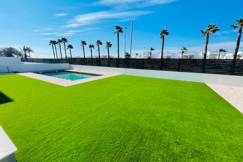 Villa i Torrevieja, Alicante, Torrevieja - € 1.200.000 | Ref: 81318120-01 - foto 37
