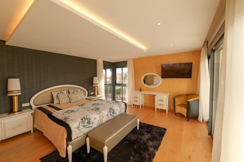 Villa i Torrevieja, Alicante, Torrevieja - € 1.630.000 | Ref: 44044309-01 - foto 6