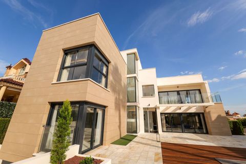 Villa i Torrevieja, Alicante, Torrevieja - € 1.630.000 | Ref: 44044309-01 - foto 19