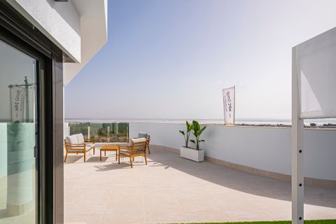 Rækkehus i Torrevieja, Alicante, Torrevieja - € 539.000 | Ref: 27814493-01 - foto 3