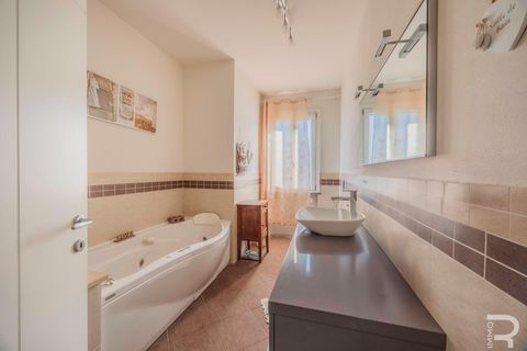 Villa i Cecina, Livorno, Cecina - € 738.000 | Ref: R07238CEVI - foto 34