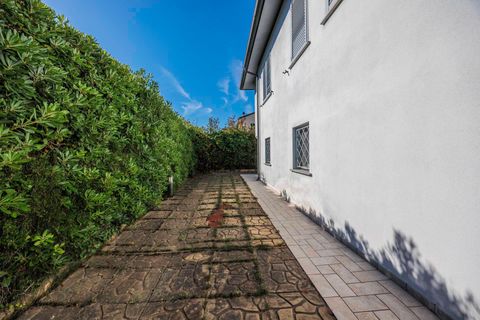 Villa i Cecina, Livorno, Cecina - € 738.000 | Ref: R07238CEVI - foto 2