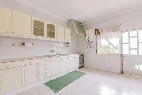 Villa i Loures, Lisbon, Loures - € 550.000 | Ref: C0440-00638 - foto 12