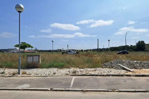Helårsgrund i Alcochete, Setubal, Alcochete - € 165.000 | Ref: C0440-00919 - foto 1