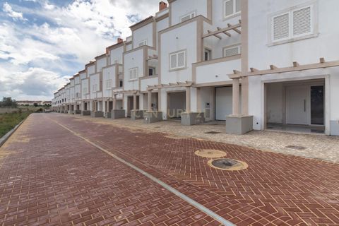 Villa i Alcochete, Setubal, Alcochete - € 750.000 | Ref: C0440-00945 - foto 35
