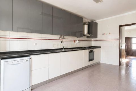 Villa a Arraiolos, Evora, Arraiolos - € 350.000 | Ref: C0440-00960 - foto 6