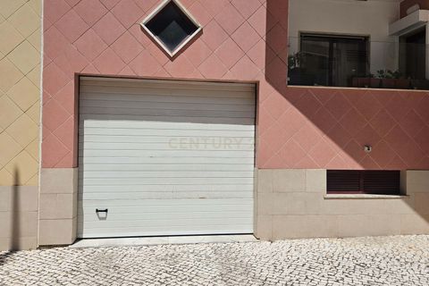 Garage i Alcochete, Setubal, Alcochete - € 35.000 | Ref: C0440-00997 - foto 1