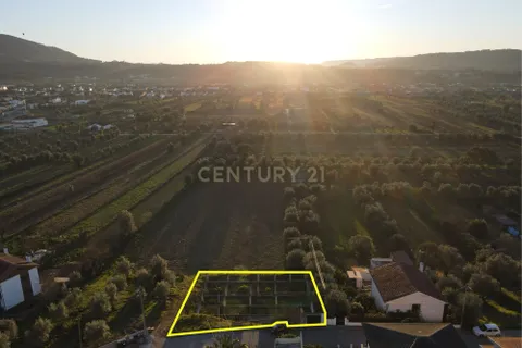 Helårsgrund i Lousa, Coimbra, Lousa - € 85.000 | Ref: C0289-00943 - foto 4