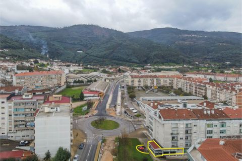 Erhvervsejendom i Lousa, Coimbra, Lousa - € 400.000 | Ref: C0289-01383 - foto 2