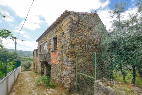 Villa i Gois, Coimbra, Gois - € 32.900 | Ref: C0289-01546 - foto 1