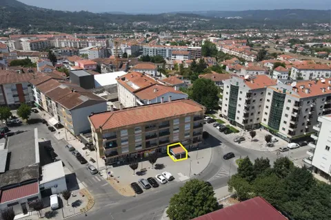 Erhvervsejendom i Lousa, Coimbra, Lousa - € 49.000 | Ref: C0289-01824 - foto 1