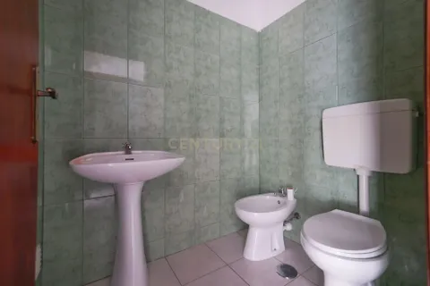 Erhvervsejendom i Lousa, Coimbra, Lousa - € 92.000 | Ref: C0289-01904 - foto 20