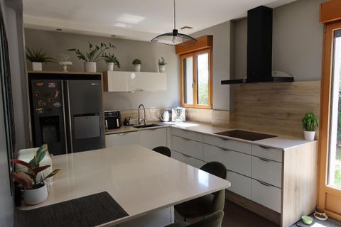 Villa a Besancon, Doubs, Besancon - € 650.000 | Ref: 696-BES - foto 2