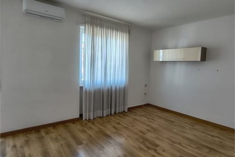Lejlighed i Schio, Vicenza, Schio - € 109.000 | Ref: A009 - foto 9