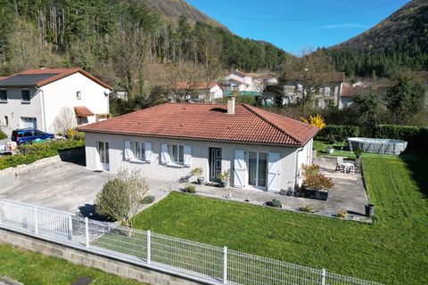 Villa a Thoirette, Jura, Thoirette - € 235.000 | Ref: 340934330519 - foto 2