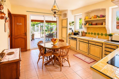 Villa a Lauris, Vaucluse, Lauris - € 635.000 | Ref: 340935507197 - foto 10
