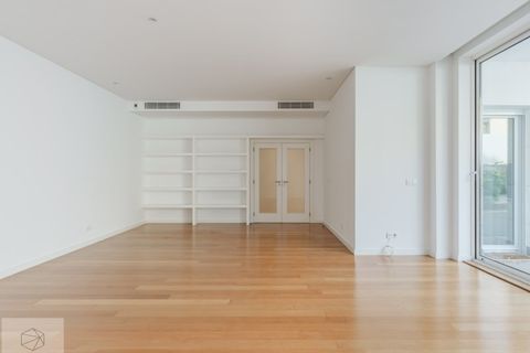 Apartament a Alges, Lisbon, Alges - € 3.000/mes | Ref: Citage 301/26 - foto 5