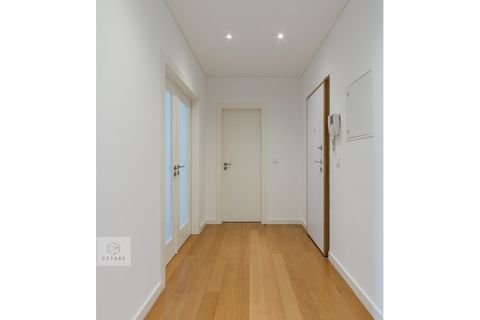 Apartament a Alges, Lisbon, Alges - € 3.000/mes | Ref: Citage 301/26 - foto 11