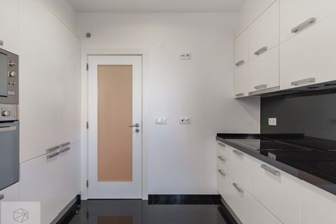 Apartament a Alges, Lisbon, Alges - € 3.000/mes | Ref: Citage 301/26 - foto 17