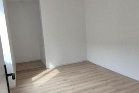 Apartament a Gray, Haute-Saone, Gray - € 620/mes | Ref: 1067 - foto 4