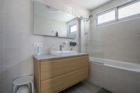 Lejlighed i Marseille, Bouches-du-Rhone, Marseille - € 265.000 | Ref: H3UT-WPS-JS8 - foto 10
