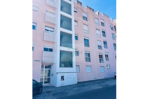 Apartament a Carnaxide, Lisbon, Carnaxide - € 1.200/mes | Ref: GC110202605AR - foto 4