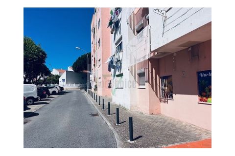Apartament a Carnaxide, Lisbon, Carnaxide - € 1.200/mes | Ref: GC110202605AR - foto 9