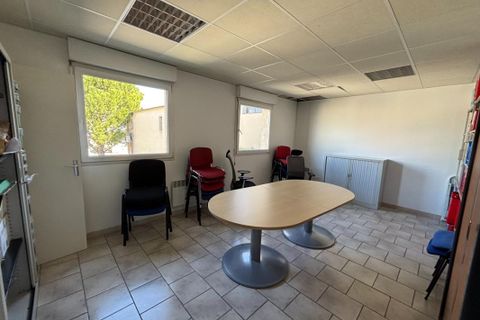L'establiment comercial a Avignon, Vaucluse, Avignon - € 17.988/mes | Ref: 1776 - foto 2