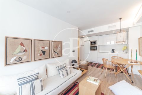 Apartament a Madrid, Madrid, Madrid - € 2.350/mes | Ref: AM2606032 - foto 2