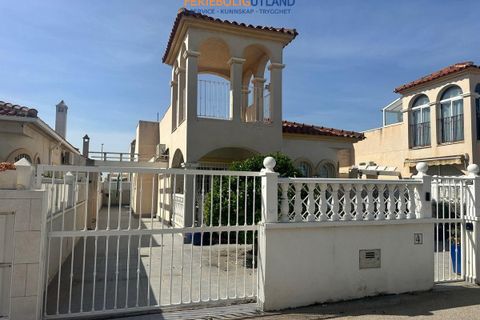 Villa en Algorfa, Alicante, Algorfa - € 229.750 | Ref: FBU21542 - photo 2