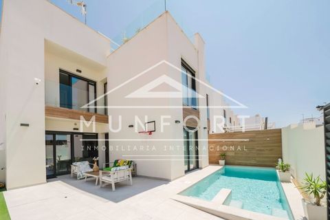 Villa en Benijofar, Alicante, Benijofar - € 459.900 | Ref: DH260-D - photo 1