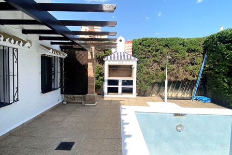 Villa a Fuengirola, Malaga, Fuengirola - € 985.000 | Ref: R5106085 - foto 2