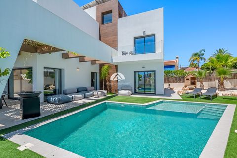 Villa a Rojales, Alicante, Rojales - € 669.000 | Ref: LF-39071 - foto 3