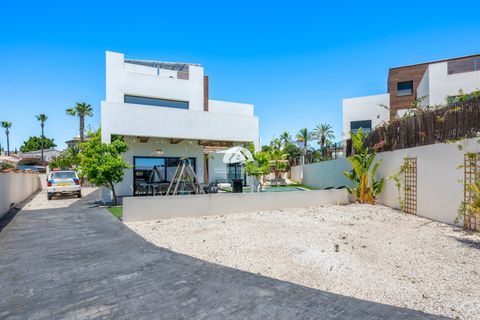 Villa a Rojales, Alicante, Rojales - € 669.000 | Ref: LF-39071 - foto 5