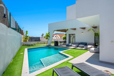 Villa a Rojales, Alicante, Rojales - € 669.000 | Ref: LF-39071 - foto 8