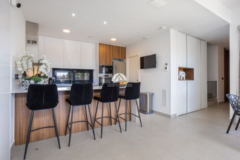 Villa a Rojales, Alicante, Rojales - € 669.000 | Ref: LF-39071 - foto 12