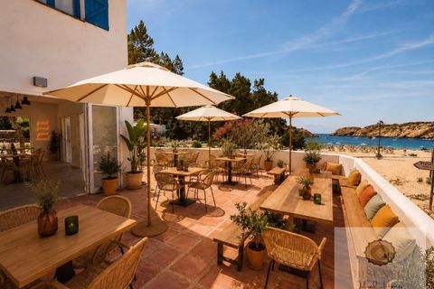 Erhvervsejendom i Cala Vadella, Ibiza, Cala Vadella - € 1.320.000 | Ref: ISS394C - foto 2
