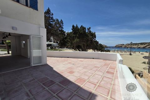 Erhvervsejendom i Cala Vadella, Ibiza, Cala Vadella - € 1.320.000 | Ref: ISS394C - foto 7