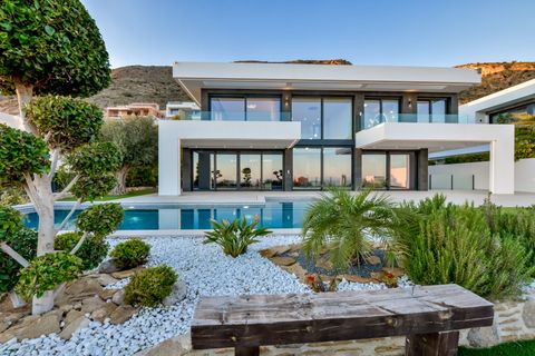 Villa a Finestrat, Alicante, Finestrat - € 3.950.000 | Ref: C33313* - foto 2
