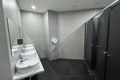 Erhvervsejendom i Benidorm, Alicante, Benidorm - € 2.000.000 | Ref: LOC0027 - foto 15