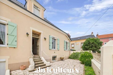 Villa a Indre, Loire-Atlantique, Indre - € 298.700 | Ref: BMVM080613144610 - foto 9