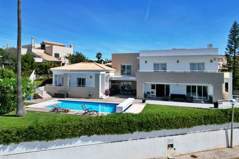 Villa i Albufeira, Faro, Albufeira - € 1.450.000 | Ref: OP175 - foto 32