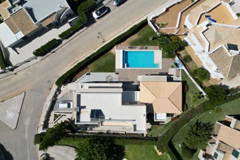 Villa i Albufeira, Faro, Albufeira - € 1.450.000 | Ref: OP175 - foto 35