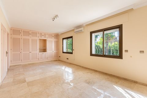 Villa a Marbella, Malaga, Marbella - € 3.900.000 | Ref: NEWV9522 - foto 15